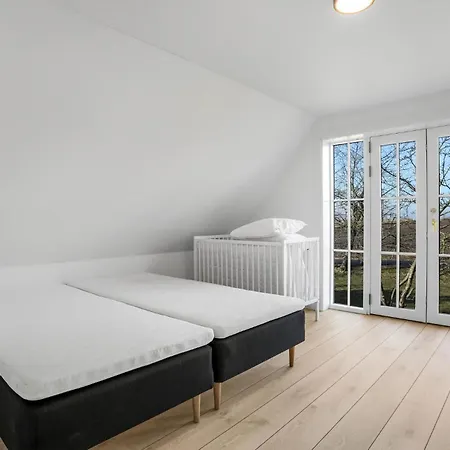 6 Bedroom Cozy In Дом отдыха *