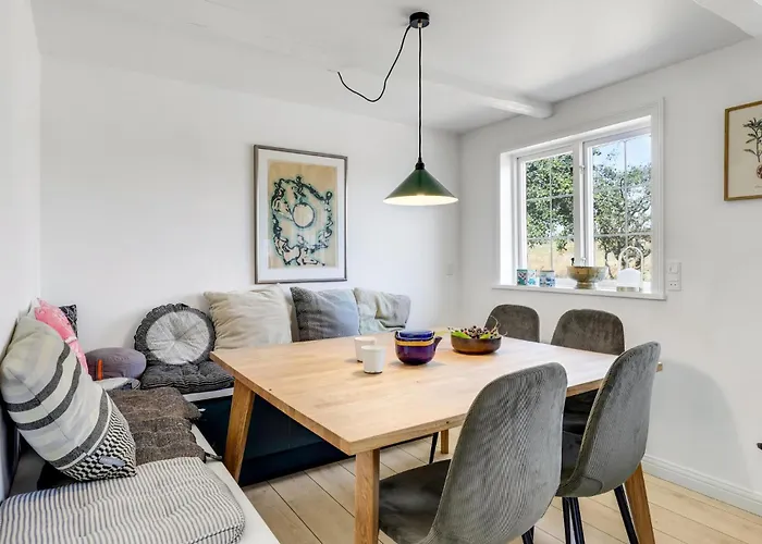 Σπίτι διακοπών 6 Bedroom Cozy In